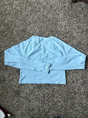 Athleta Sky Blue Crewneck Long Sleeve Top